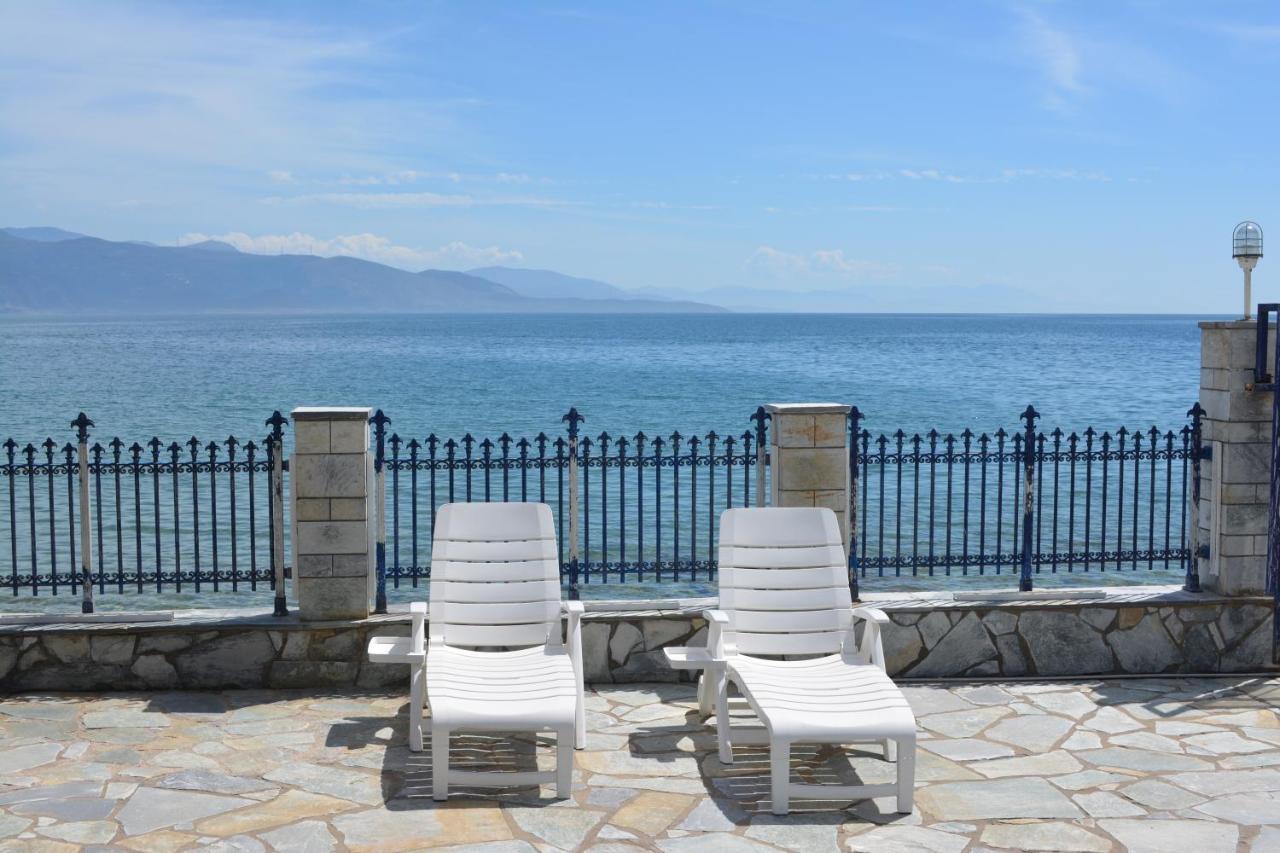 Private Luxury Villa My Beach House Longos  Exteriör bild