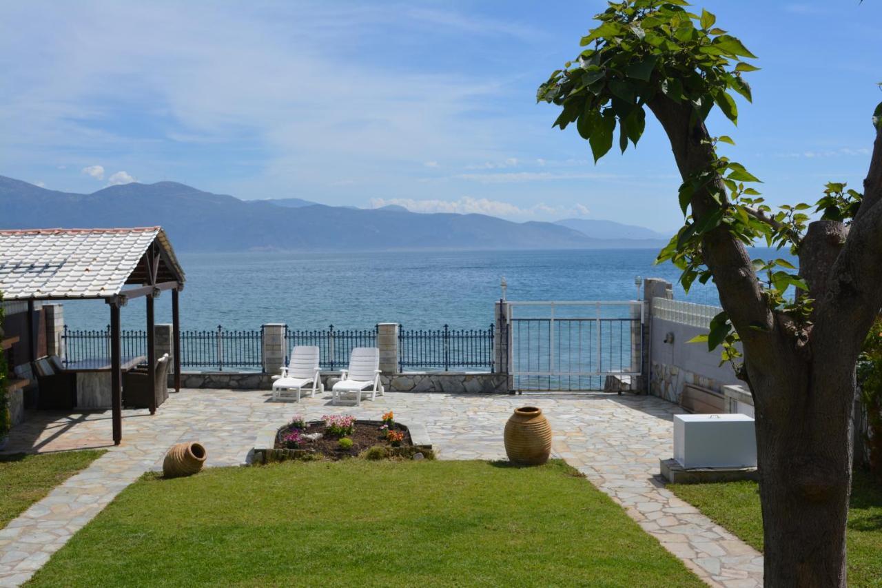 Private Luxury Villa My Beach House Longos  Exteriör bild