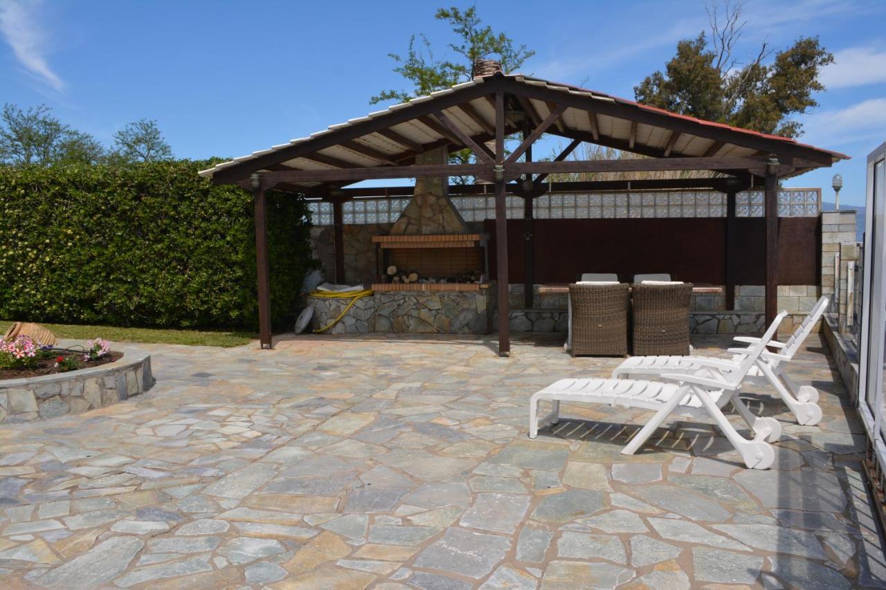 Private Luxury Villa My Beach House Longos  Exteriör bild